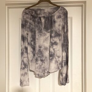 AMERICAN EAGLE Soft & Sexy Tie Dye flare sleeve